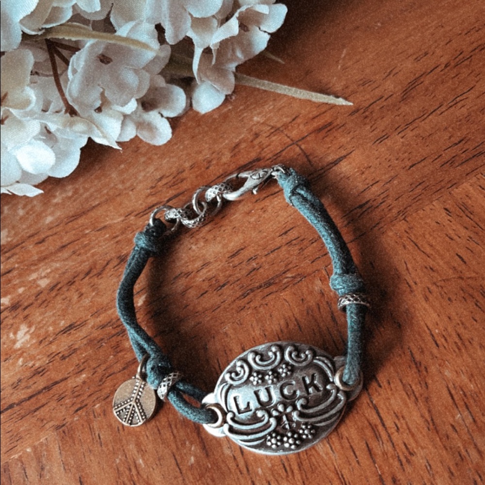 Lucky brand bracelet